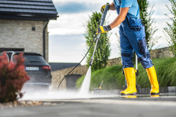 Why Choose Our Certified Pressure Washing Experts for Your Project Needs in Holly Hill, SC?